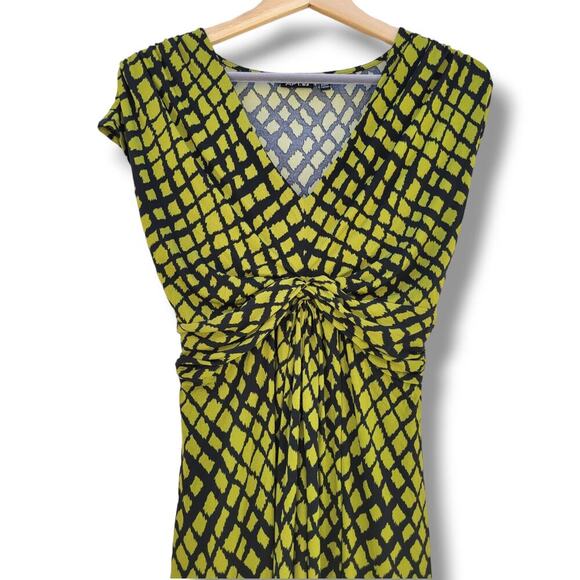 Apt. 9 Women’s Green Black Knot Front Stretch Dress - Medium - Picture 3 of 8